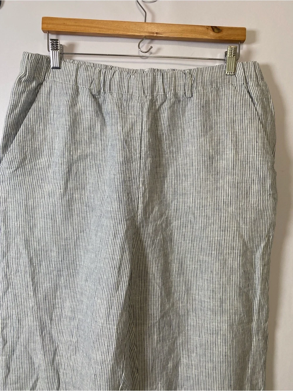 Quince 100% European Linen Pants Blue Pinstripe Large Breathable Lightweight NWT